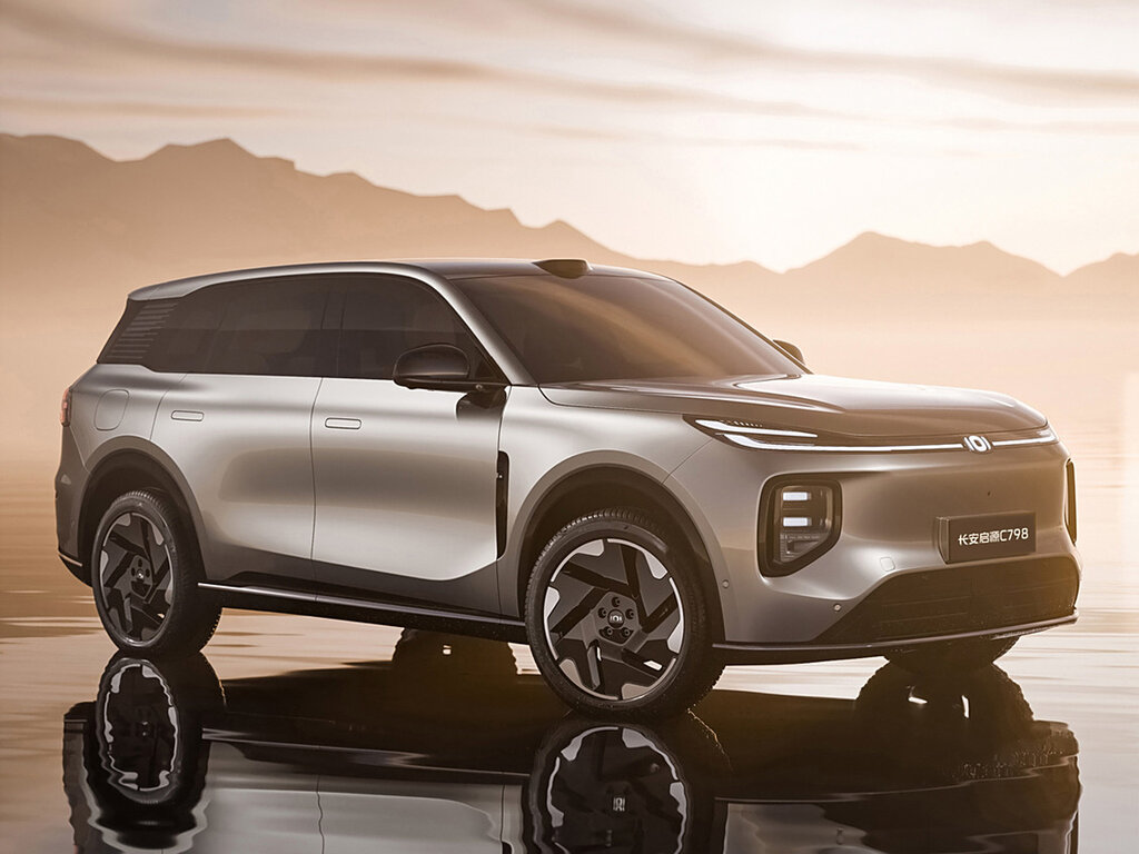 NEVO Q07 · PHEV 1.5 CVT 145 Honor