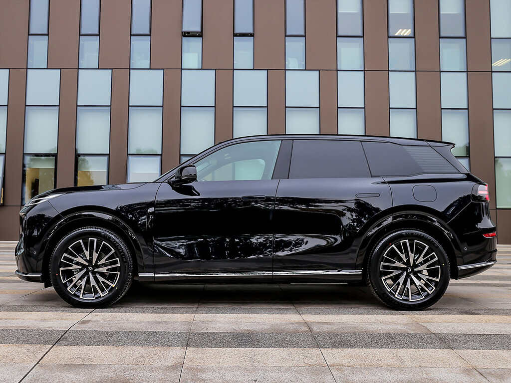 NEVO Q07 · PHEV 1.5 CVT 145 Honor